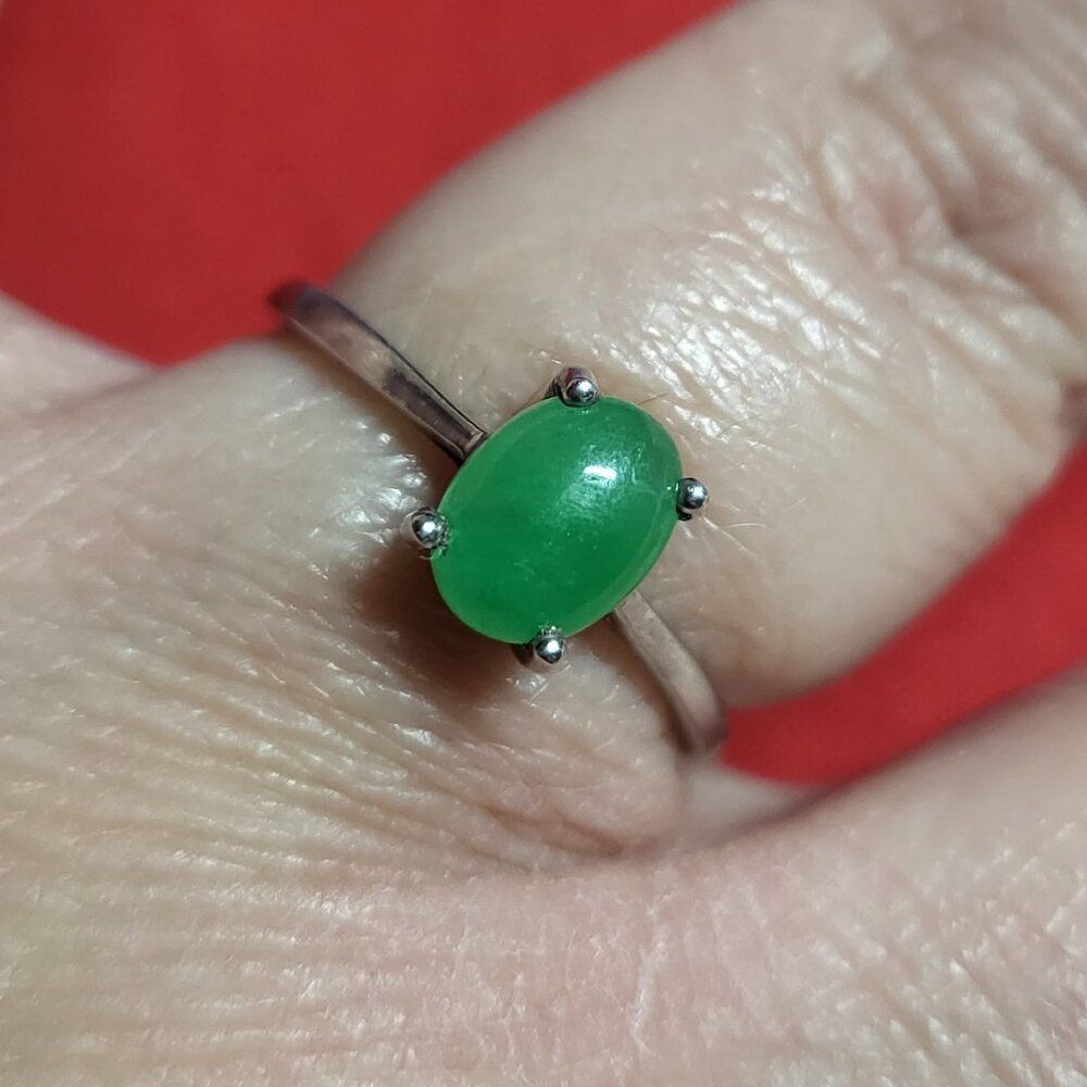 Natural Green Jade Solitaire Sterling Silver Ring
